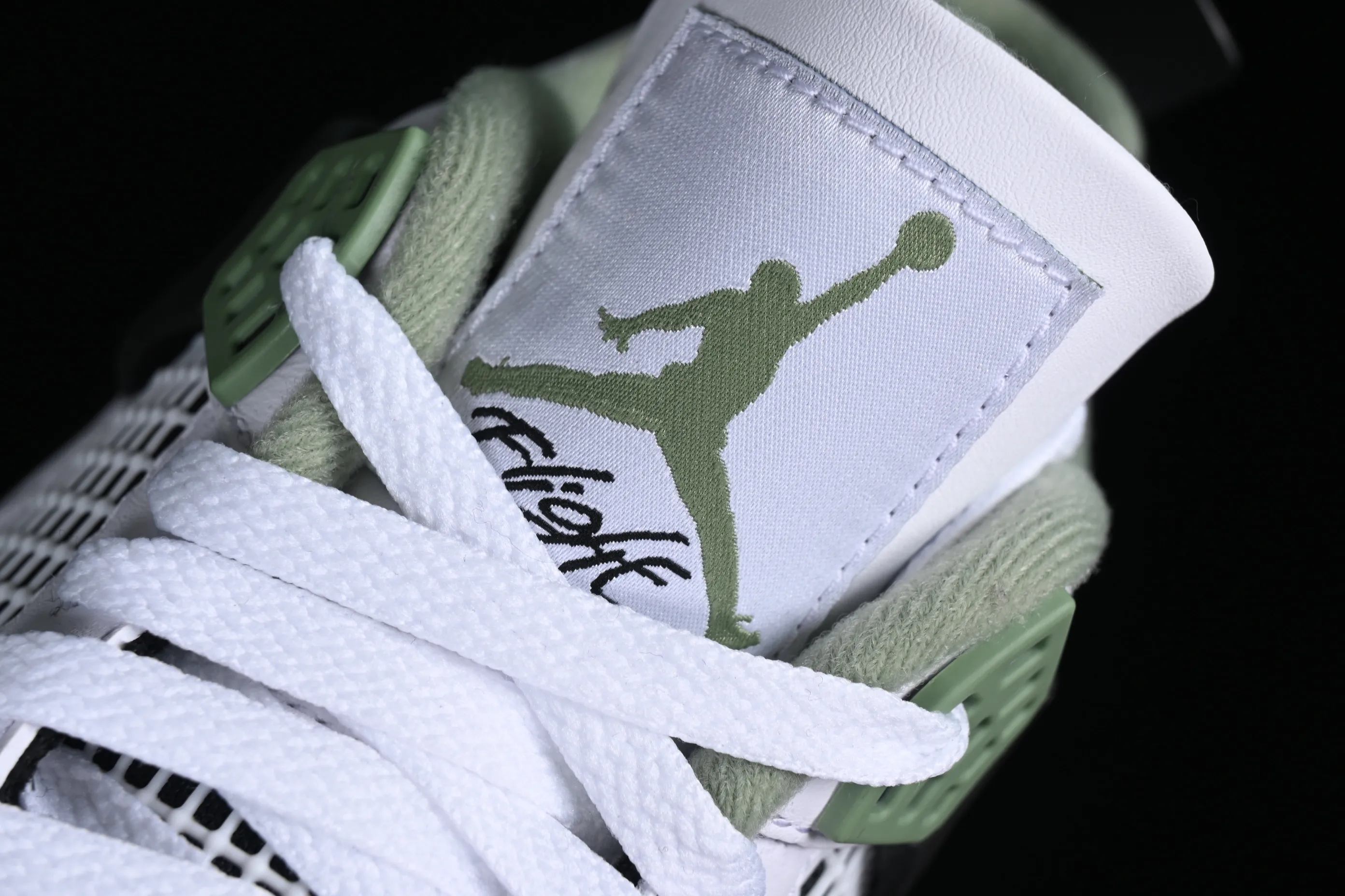 All categories Air Jordan Jordan series basketball shoes Air Jordan 4 foreign trade version Air Jordan 4 Retro "Seafoam" AJ4 Joe 4 white and green AQ9129-103
